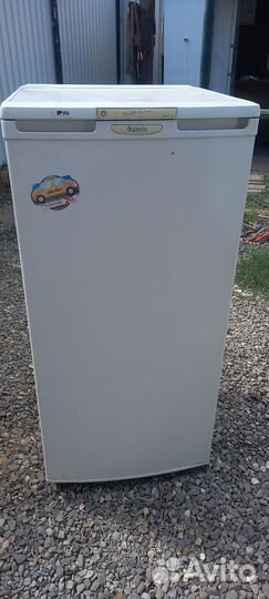 Холодильник бирюса