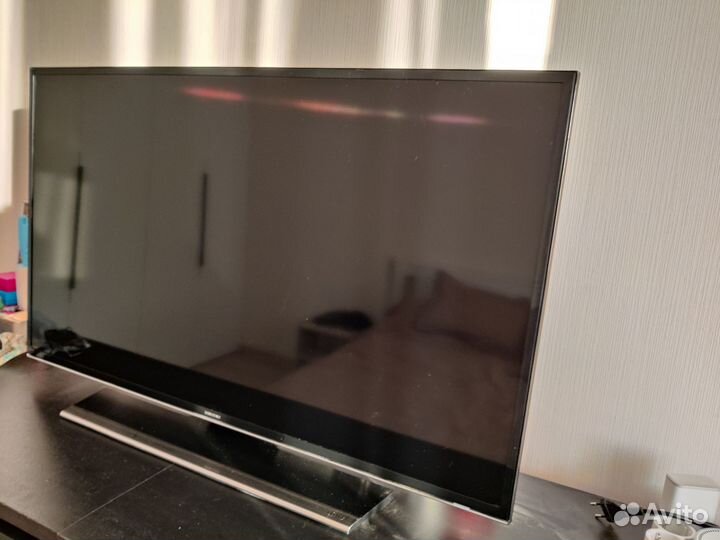 Телевизор Samsung UE40HU7000U 4K