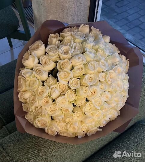 Арт:878347 Букет из роз с доставк