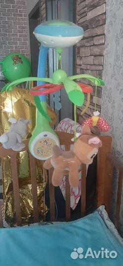 Мобиль в кроватку музыкальный с проектором