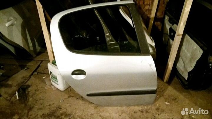 Дверь задняя правая пежо 206