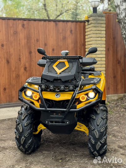 BRP Can-Am Outlander