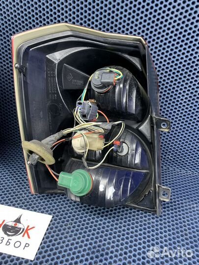 Фонари задние фары Dodge Caliber Европа