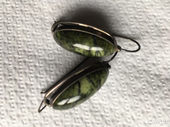 Украшения Нат.камень, невидимки СССР