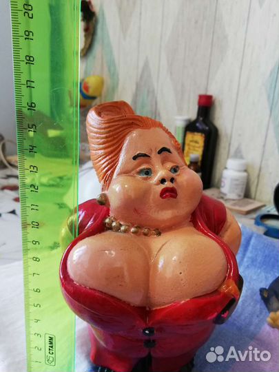 Игрушки - статуэтки