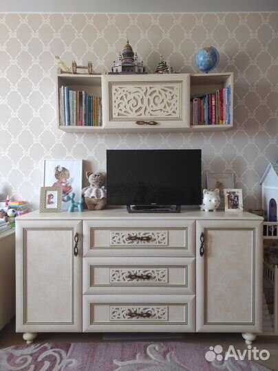 Комплект детской мебели для девочки