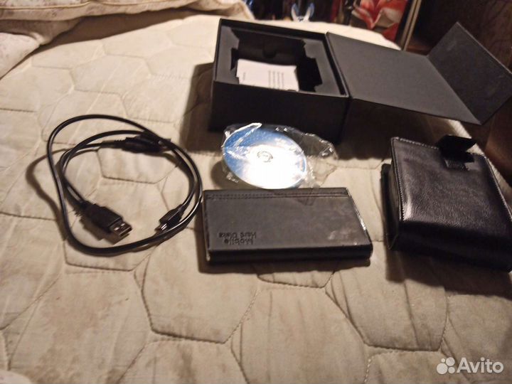 Мобильный жесткий диск