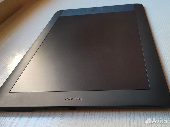 Графический планшет Wacom intuos 5 touch L