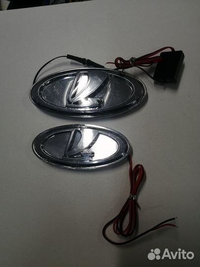 Новые эмблемы с подсветкой ваз