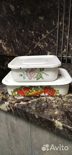 Эмалированный лоток для холодца