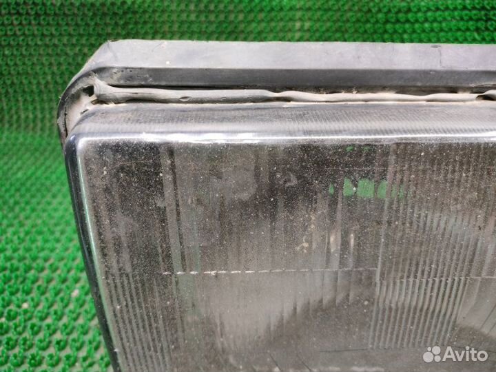 Фара передняя левая Лада 2105 2000