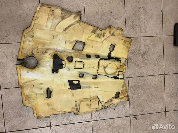 Шумоизоляция тоннеля Mercedes W213