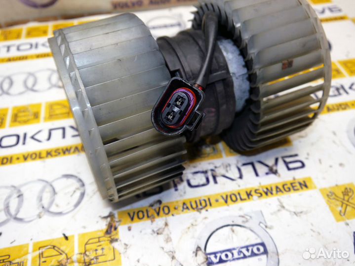 Моторчик печки Ауди А8 A8D3