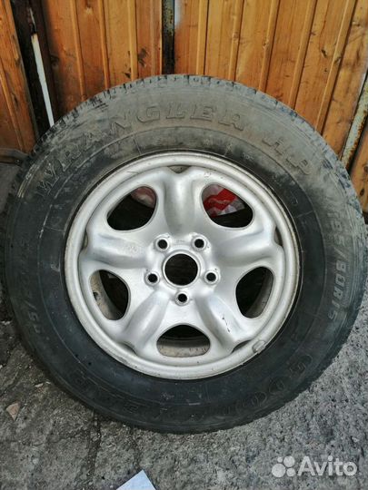 Goodyear 4x4 UG Ice Navi 195/80 R15