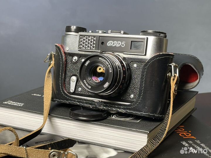 Плёночный фотоаппарат фэд 5