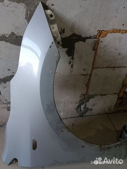 Крыло переднее левое, правое на Kia Rio X 4