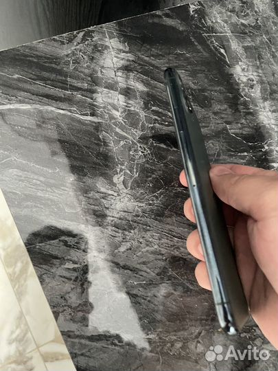 iPhone 11 pro max 64gb