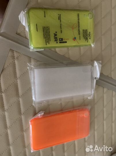 Чехлы на iPhone XR