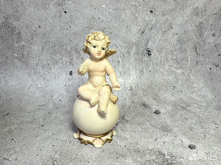 Статуэтка ангел