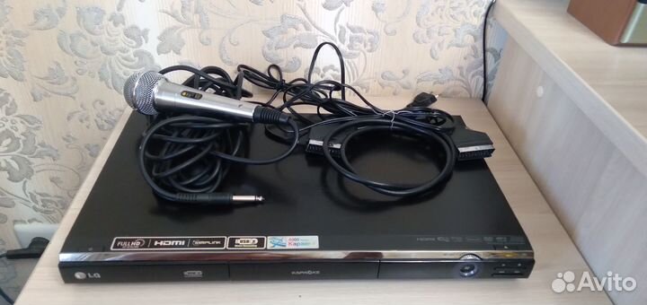 DVD караоке плеер LG DKS-9500H