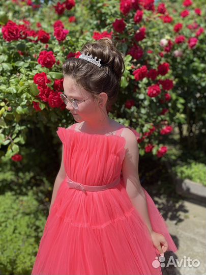 Платье праздничное для девочки