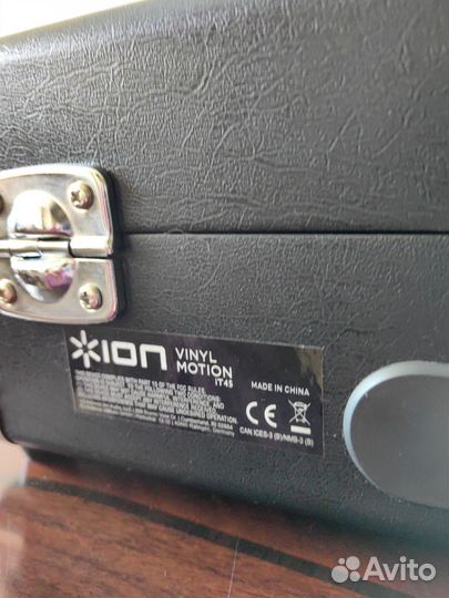 Виниловый проигрыватель ION Audio Vinyl Motion