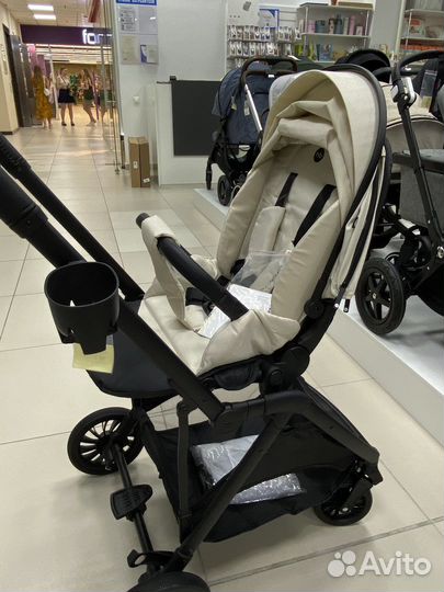 Новая коляска Happy Baby Avery, реверс блок