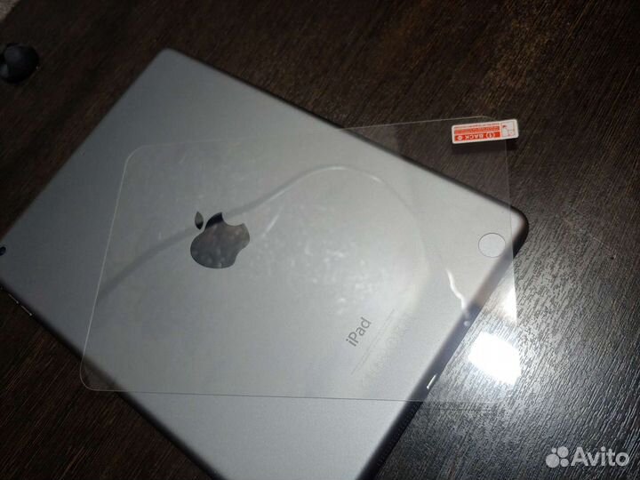 Защитное стекло iPad mini