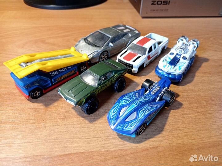 Машинки hot wheels