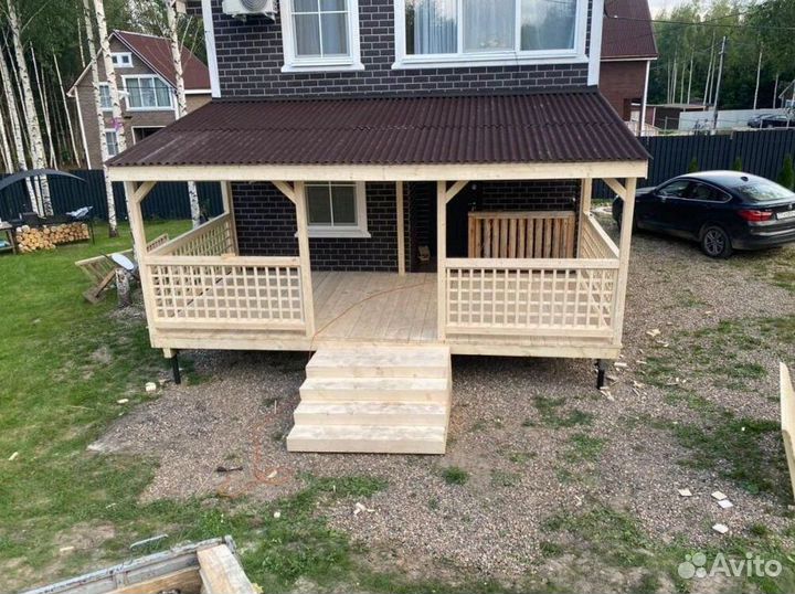 Уличная беседка