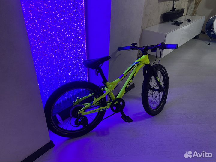 Велосипед GT Stomper Prime 20