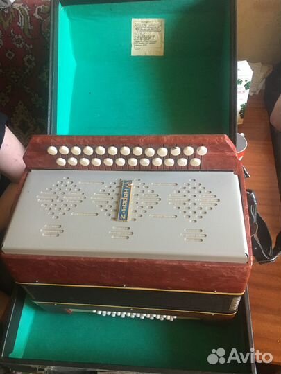 Гармонь ручная