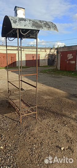 Кованый мангал с крышей бу