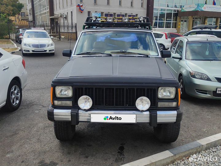 Jeep Cherokee, 1992
