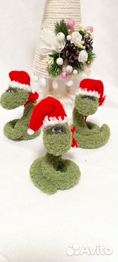 Новогодняя игрушка змея