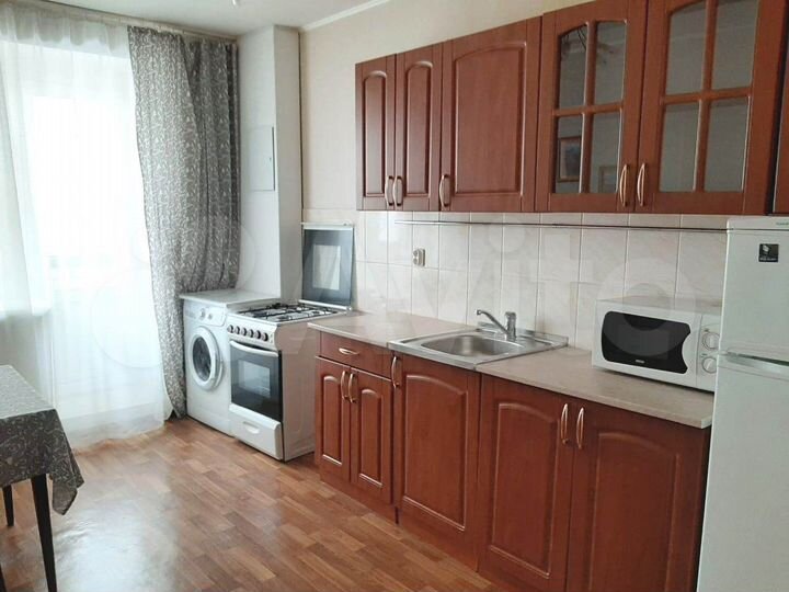 1-к. квартира, 43 м², 8/10 эт.