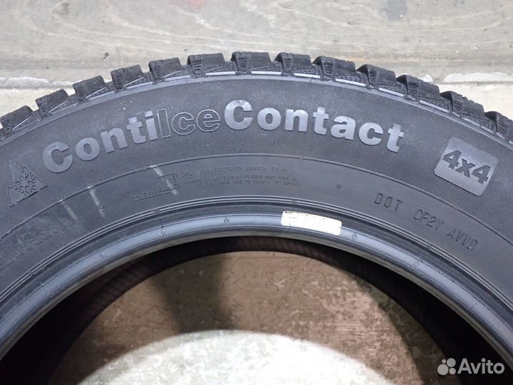 Continental ContiIceContact 4x4 225/65 R17 102T