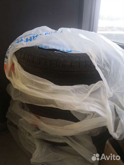 Nokian Tyres Hakka Blue 2 SUV 215/70 R16