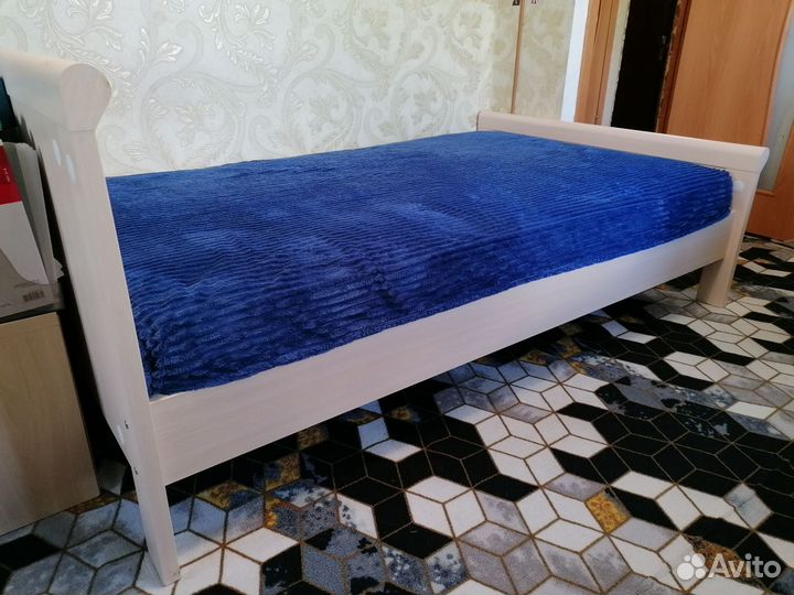 Кровать с матрасом Lazurit
