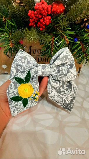 Заколка бант для волос