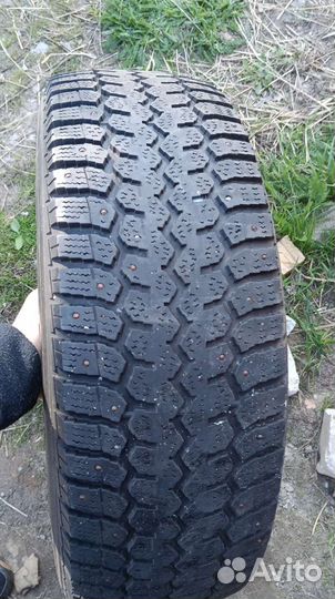 Accelera 651 215/65 R16