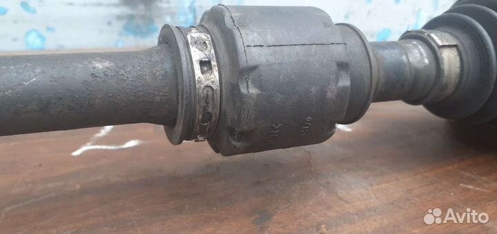 Левый привод Toyota Corolla E120