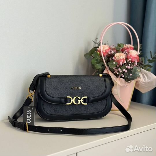 Сумка Guess
