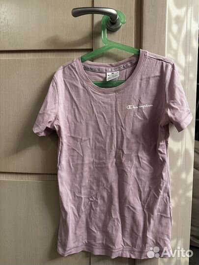 Футболки женские