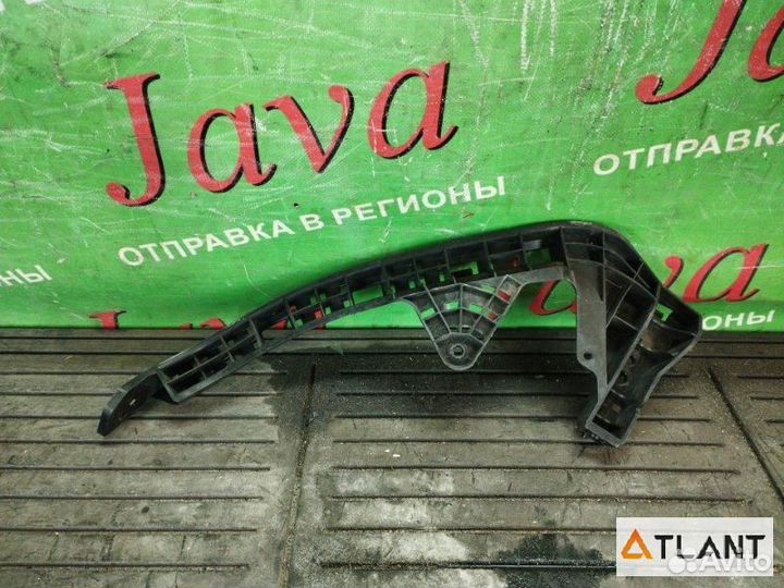 Крепление бампера передняя правая honda insight