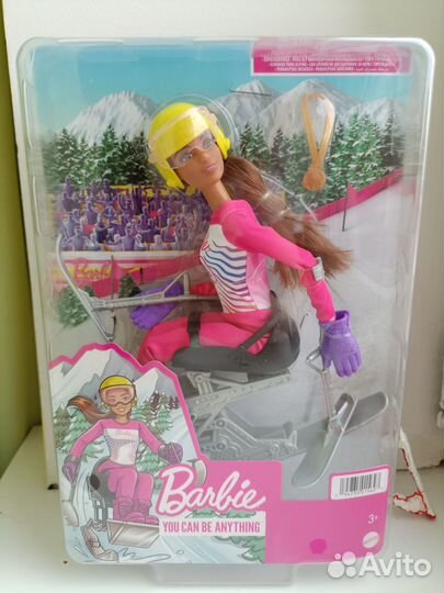 Barbie лыжница и хоккеист