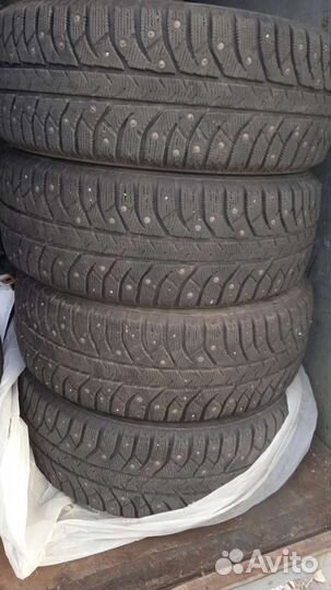 Bridgestone Ice Cruiser 7000 205/55 R16