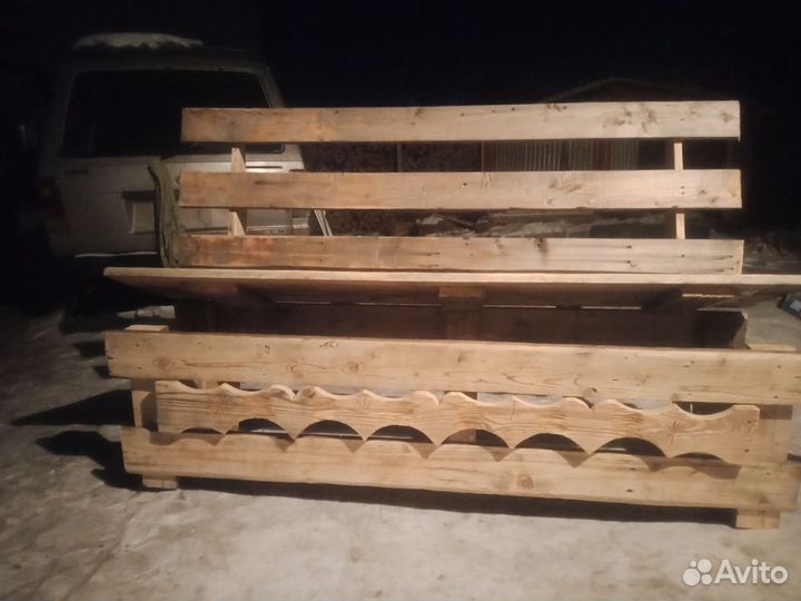 Лавка деревянная