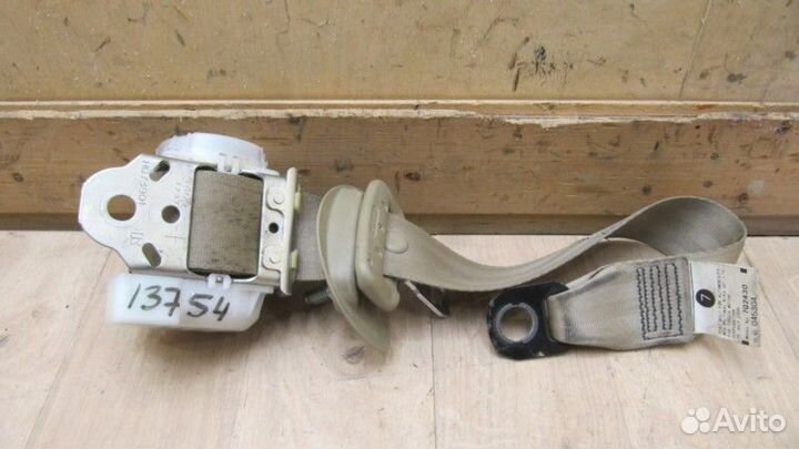 Ремень безопасности Зад лев Toyota Rav 4 2006-2013