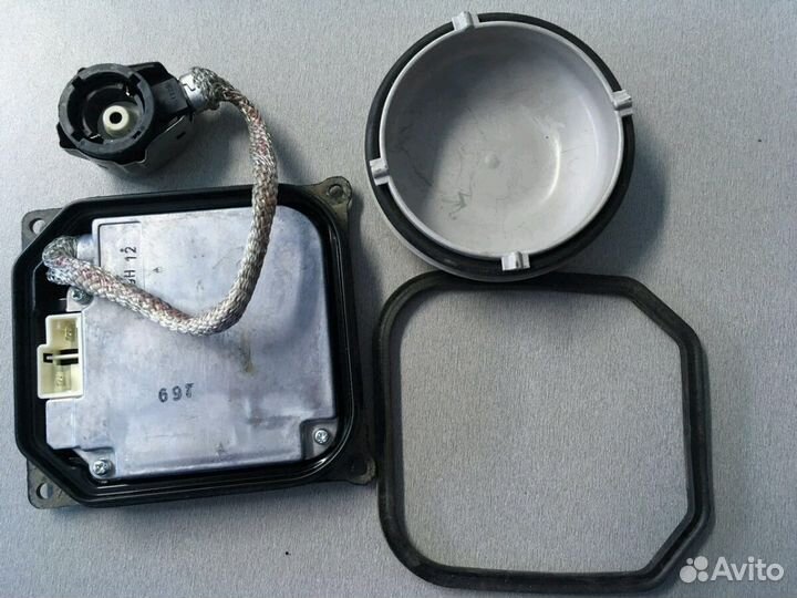 Блок розжига фар Lexus GS 300 Xenon Лексус Camry 4